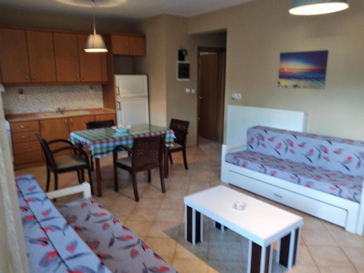 ניאה מיכאניונה Ariadne Apartments מראה חיצוני תמונה