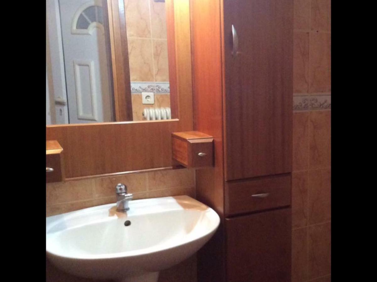 ניאה מיכאניונה Ariadne Apartments מראה חיצוני תמונה